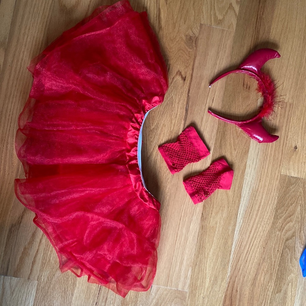 Devil costume girls kit!